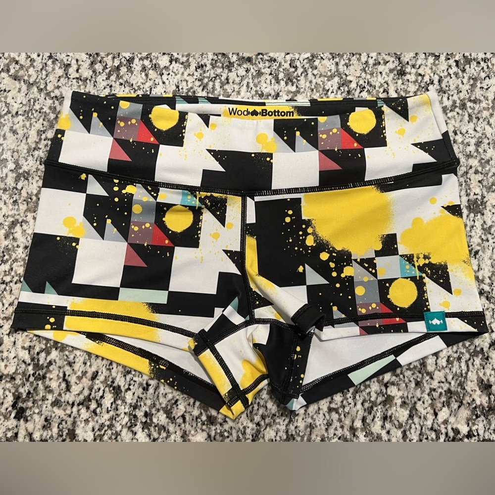 WOD Bottom 90’s Paint Print Shorties Size L